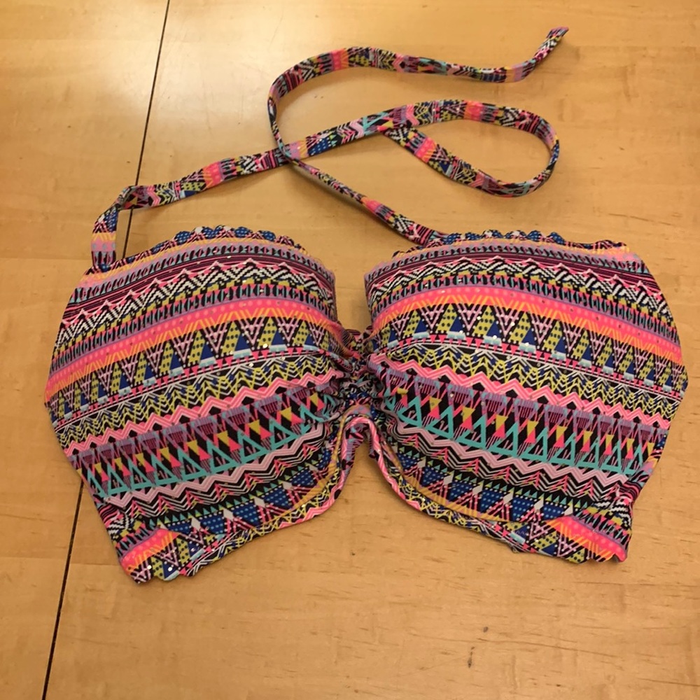 Victoria’s Secret Pink getaway halter bikini top 36DD